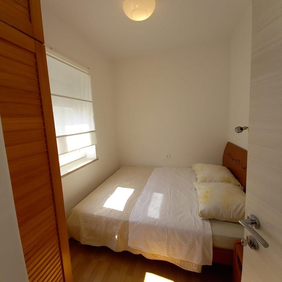 Apartmani Pajalic Krk Town Esterno foto